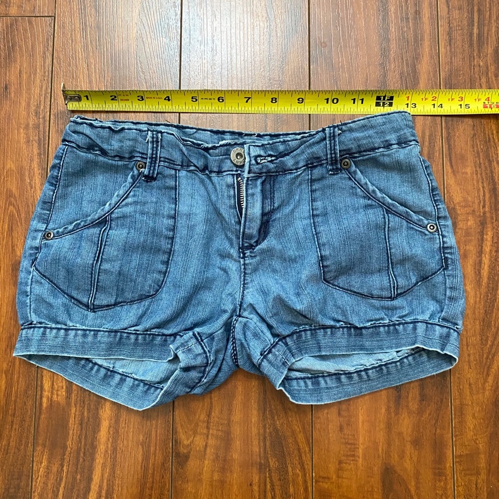 DKNY girls shorts
